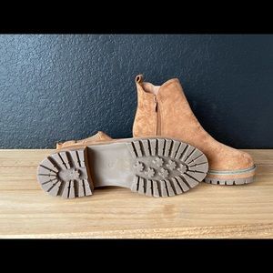 New Cognac Chelsie Boots